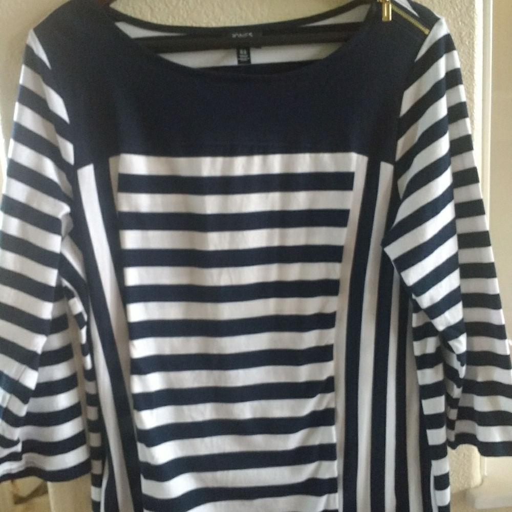 Jones new york signature blouse